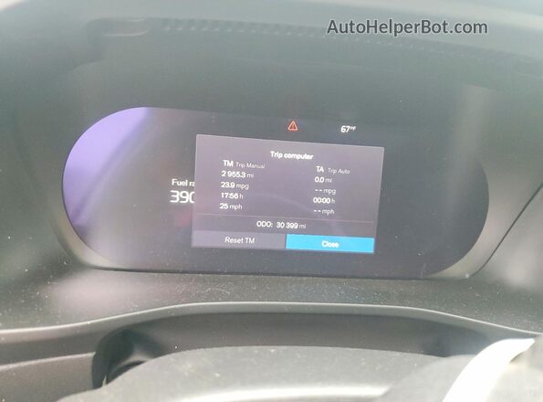 YV4L12UWXP2103426 2023 VOLVO XC40 White Instrument cluster view
