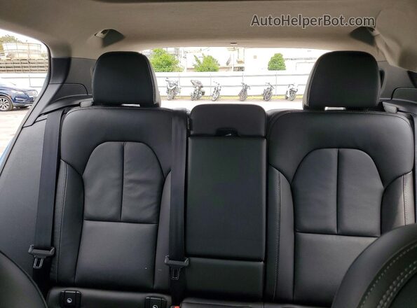 YV4L12UX2P2023689 2023 VOLVO XC40 Blue Vista de los asientos traseros