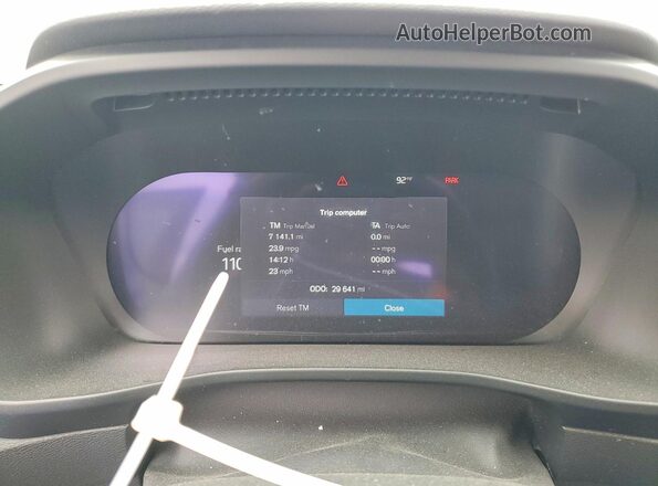 YV4L12UX2P2023689 2023 VOLVO XC40 Blue Vista del cuadro de instrumentos