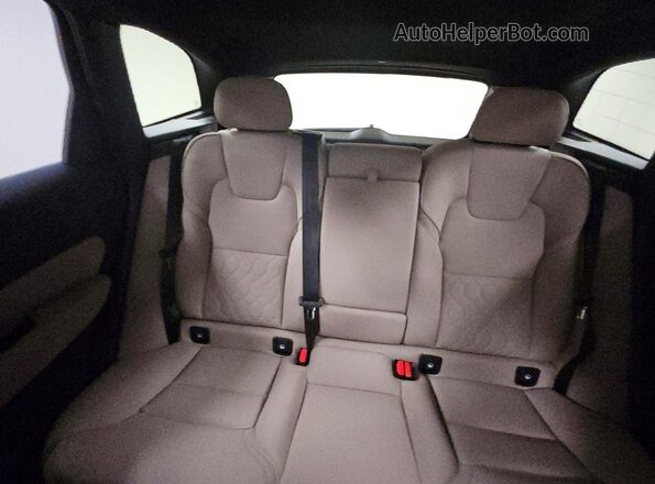 YV4M12RC4T1458059 2026 VOLVO XC60 Синий Вид задних сидений