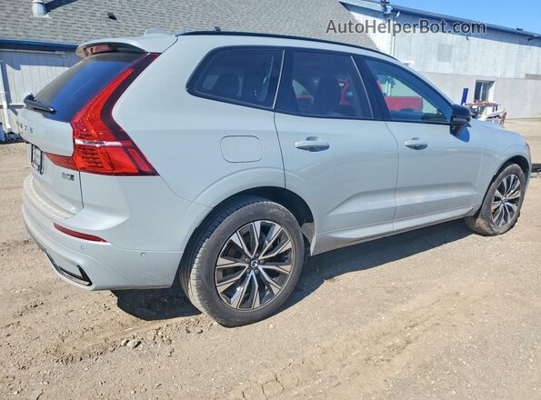 YV4M12RM0S1033266 2025 VOLVO XC60 Серый Задняя правая четверть