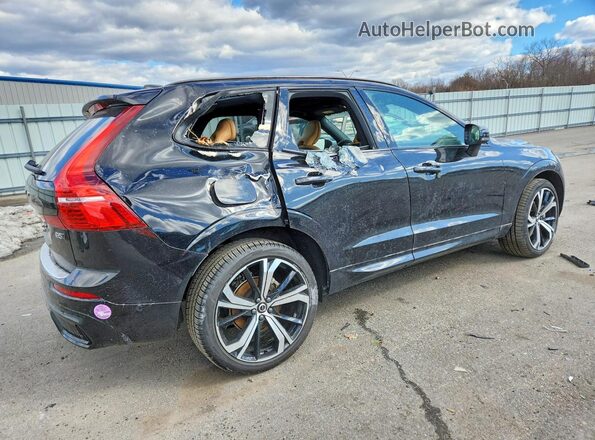 YV4M12RM5S1051312 2025 VOLVO XC60 Черный Задняя правая четверть