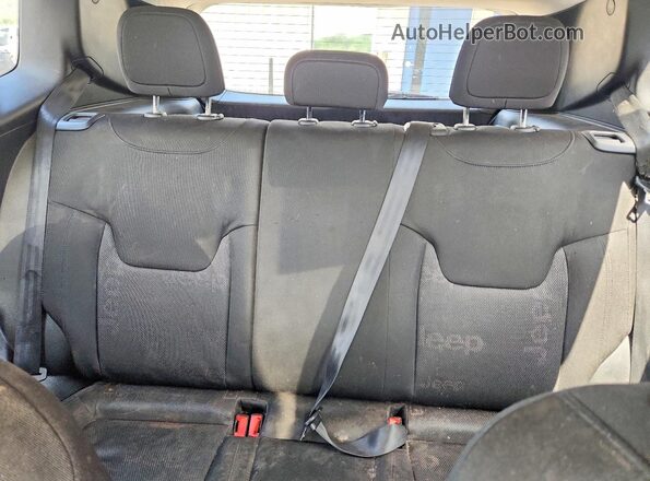 ZACCJAAT3GPE19554 2016 JEEP RENEGADE White უკანა სავარძლების ხედი