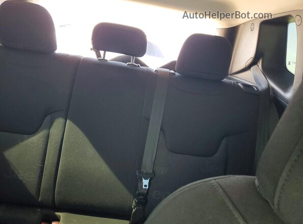 ZACCJABB0HPF12877 2017 JEEP RENEGADE Серебряный Вид задних сидений