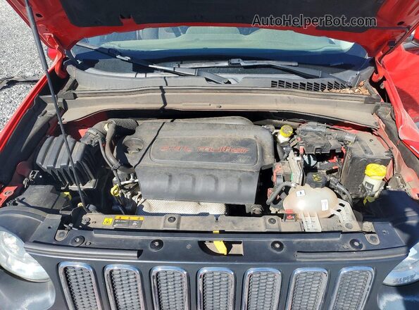 ZACCJABB2HPF69307 2017 JEEP RENEGADE Red Vista del compartimento del motor