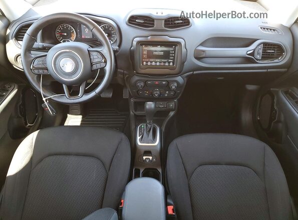 ZACCJABB8JPH62700 2018 JEEP RENEGADE Белый Вид панели приборов