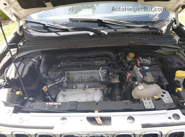 ZACCJADB1HPE55568 2017 JEEP RENEGADE Белый Вид сзади
