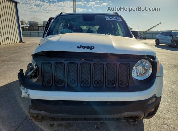 ZACCJBAB6JPJ18245 2018 JEEP RENEGADE White Вид спереду