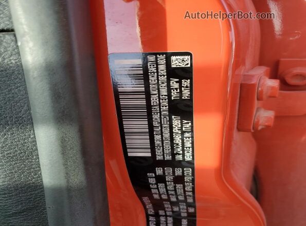 ZACCJBAB7JPH26617 2018 JEEP RENEGADE Оранжевый Панорамный вид салона 360°