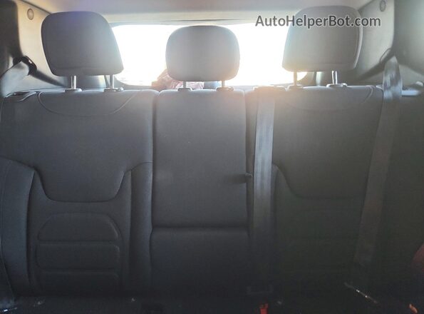 ZACCJBBB2JPH99960 2018 JEEP RENEGADE Синий Вид задних сидений