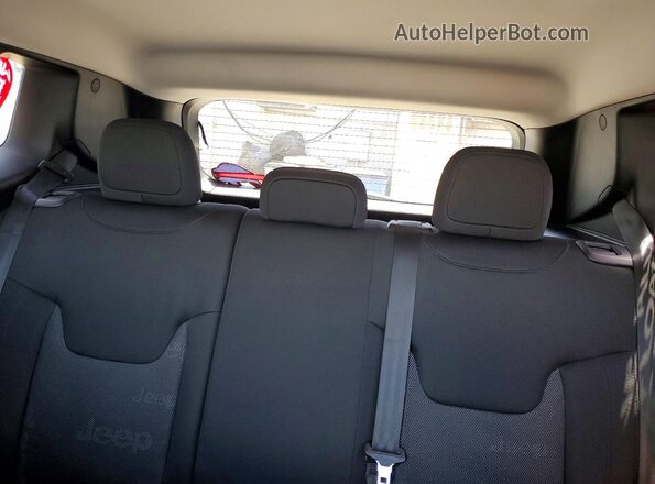 ZACCJBBT2GPC65486 2016 JEEP RENEGADE Silver Вид задніх сидінь