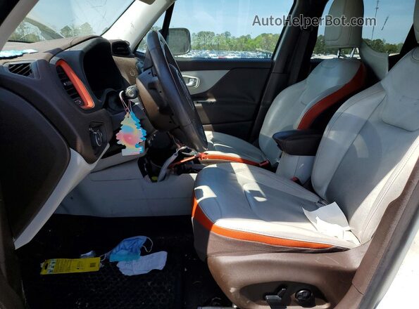 ZACCJBDT3GPD04468 2016 JEEP RENEGADE White Vista interior delantera