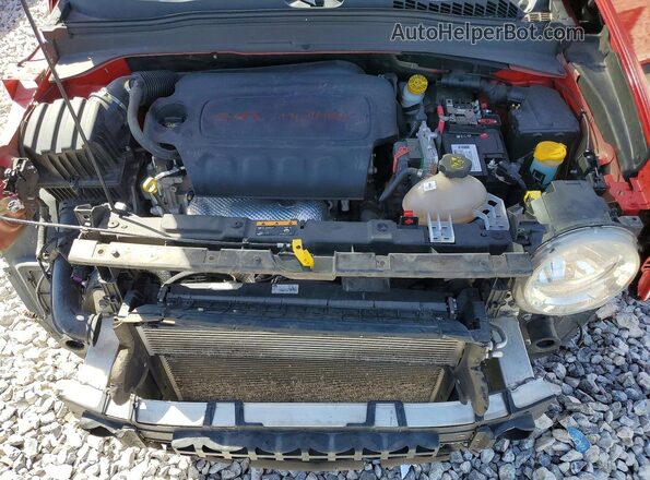 ZACNJAAB1LPL99800 2020 JEEP RENEGADE Red Widok wnętrza z tyłu