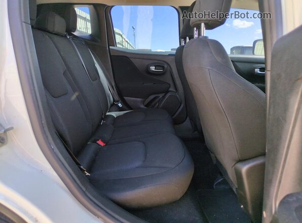 ZACNJAAB7KPK62035 2019 JEEP RENEGADE Белый Вид задней части салона