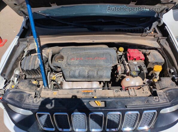 ZACNJAAB7KPK62035 2019 JEEP RENEGADE Белый Вид подкапотного пространства