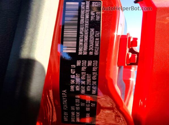 ZACNJABB2KPK92946 2019 JEEP RENEGADE Red Engine compartment view