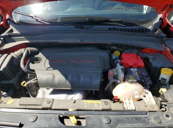 ZACNJABB3KPJ82519 2019 JEEP RENEGADE Red უკანა სალონის ხედი
