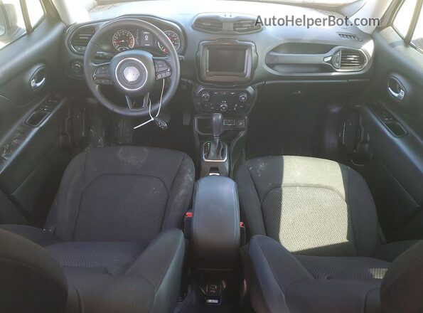 ZACNJABB9LPL43117 2020 JEEP RENEGADE Silver Widok deski rozdzielczej