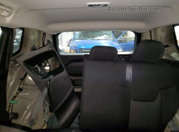 ZACNJBAB9LPL72639 2020 JEEP RENEGADE Черный Вид задних сидений