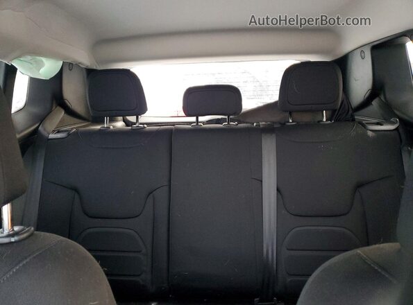 ZACNJBBB5LPL17622 2020 JEEP RENEGADE Белый Вид задних сидений