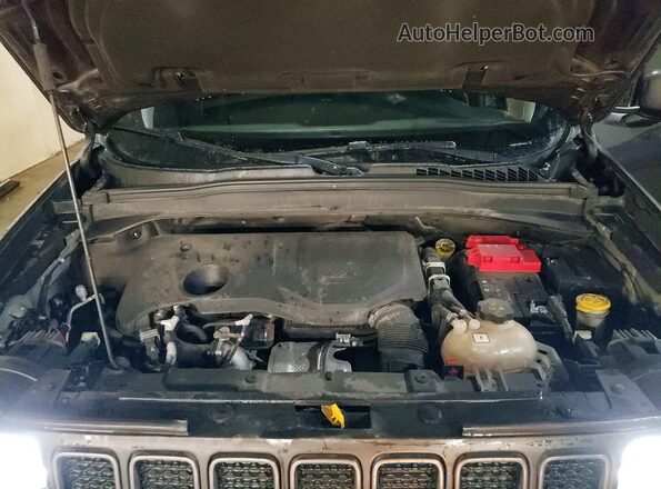 ZACNJBC14KPK06418 2019 JEEP RENEGADE Gray Widok komory silnika