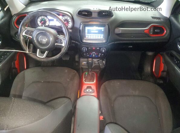 ZACNJBC18KPJ92751 2019 JEEP RENEGADE Черный Вид панели приборов