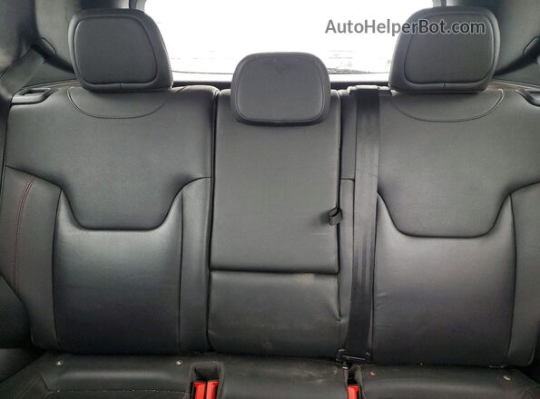 ZACNJBC18KPK05515 2019 JEEP RENEGADE Charcoal Vista de los asientos traseros