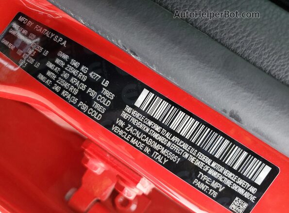 ZACNJCAB0MPM55951 2021 JEEP RENEGADE Красный Панорамный вид салона 360°