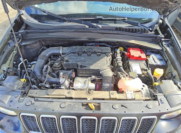 ZACNJDB14NPN62983 2022 JEEP RENEGADE Gray Rear interior view