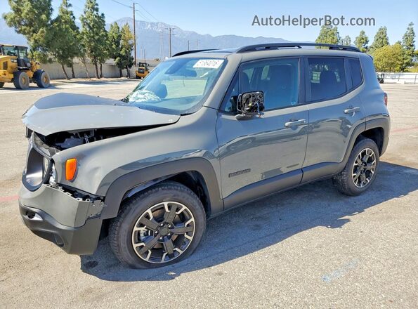 ZACNJDB14PPP44542 2023 JEEP RENEGADE Серебряный Передняя левая четверть
