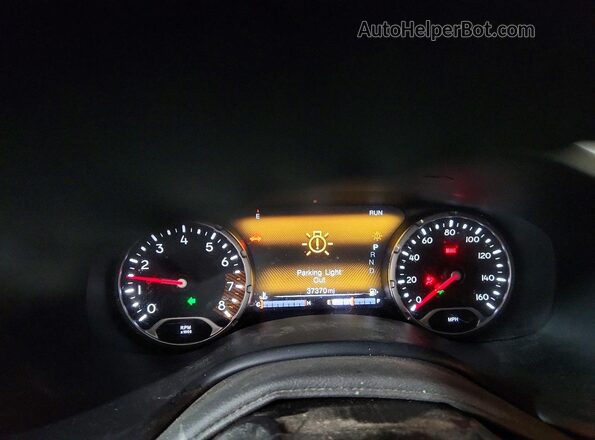 ZACNJDBB1MPN24070 2021 JEEP RENEGADE Белый Вид щитка приборов