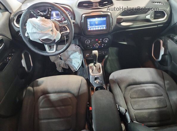ZACNJDBB1MPN24070 2021 JEEP RENEGADE Белый Вид панели приборов