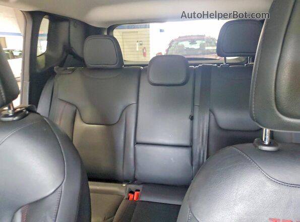 ZACNJDC10NPN52627 2022 JEEP RENEGADE Gray Rear seats view