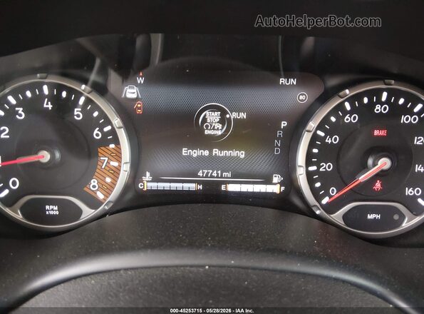 ZACNJDC15PPP70131 2023 JEEP RENEGADE White Widok tylnych siedzeń