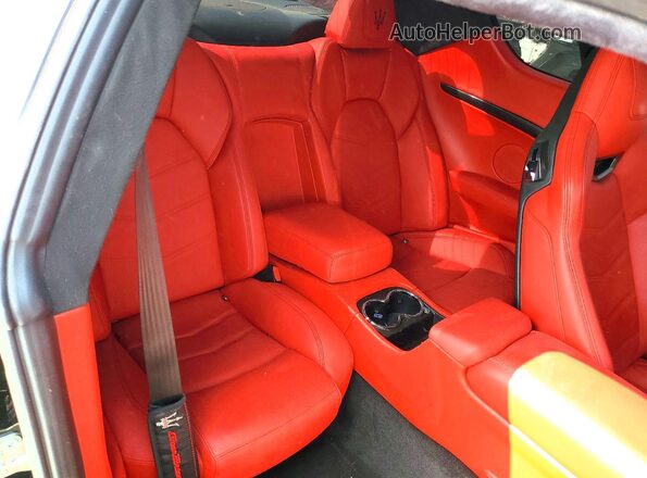 ZAM45VLAXG0176709 2016 MASERATI GRANTURISM Black Widok tylnych siedzeń