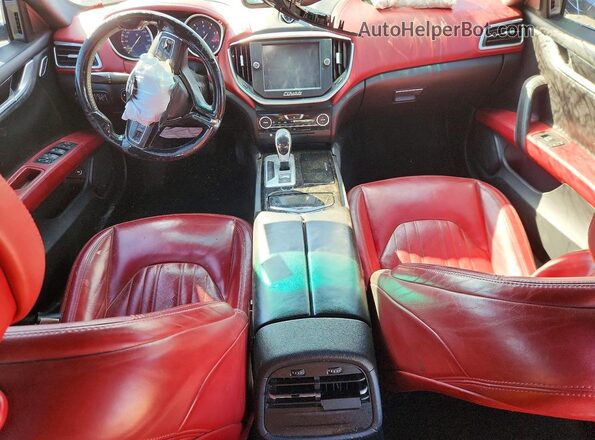 ZAM57RSA3G1185284 2016 MASERATI GHIBLI Черный Вид панели приборов