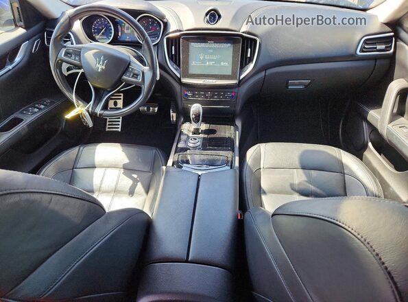 ZAM57RSS2H1211223 2017 MASERATI GHIBLI Blue Widok deski rozdzielczej