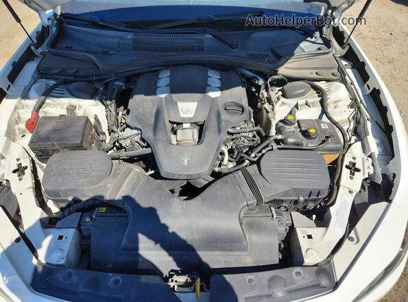 ZAM57XSA3L1344464 2020 MASERATI GHIBLI Белый Вид задней части салона