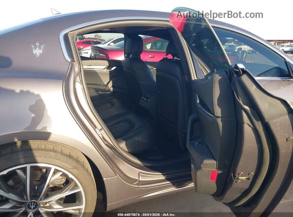 ZAM57XSA8PX413992 2023 MASERATI GHIBLI Gray Вид наклейки з VIN-кодом