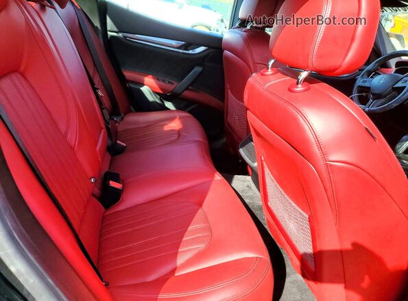ZAM57YTAXK1319452 2019 MASERATI GHIBLI Black Vista de los asientos traseros