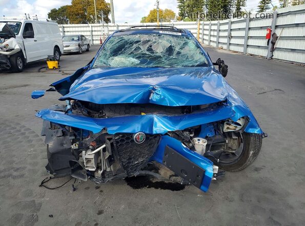 ZARFAECN0J7597354 2018 ALFA ROMEO GIULIA Синий Вид спереди