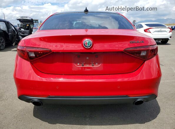 ZARFAMAN1K7622504 2019 ALFA ROMEO GIULIA Красный Вид сзади