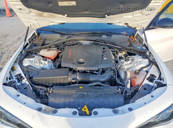 ZARFAMBN0P7668850 2023 ALFA ROMEO GIULIA White Widok wnętrza z tyłu