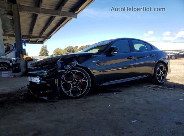 ZARFAMBN4N7656858 2022 ALFA ROMEO GIULIA Black Առջևի ձախ երեք քառորդ տեսարան