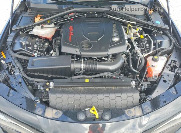 ZARFAMBN5N7665763 2022 ALFA ROMEO GIULIA Черный Вид задней части салона