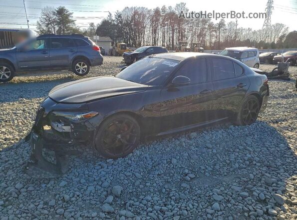 ZARFAMBN6K7622755 2019 ALFA ROMEO GIULIA Black Առջևի ձախ երեք քառորդ տեսարան