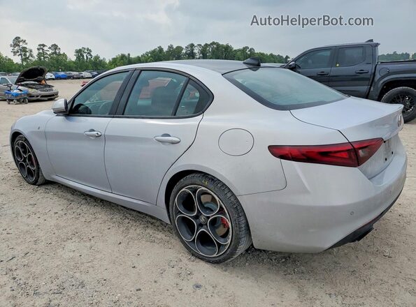 ZARFAMBN6N7654657 2022 ALFA ROMEO GIULIA Серебряный Задняя левая четверть