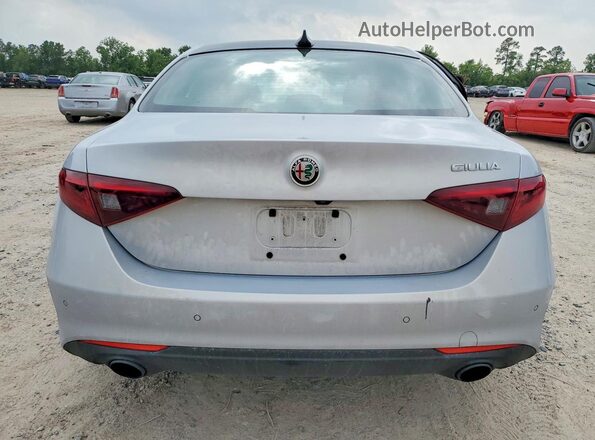 ZARFAMBN6N7654657 2022 ALFA ROMEO GIULIA Серебряный Вид сзади