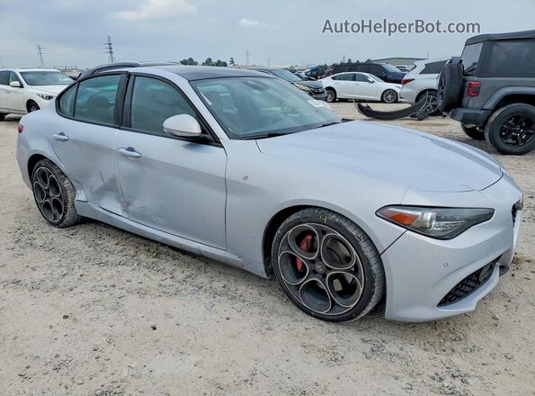 ZARFAMBN6N7654657 2022 ALFA ROMEO GIULIA Серебряный Передняя правая четверть