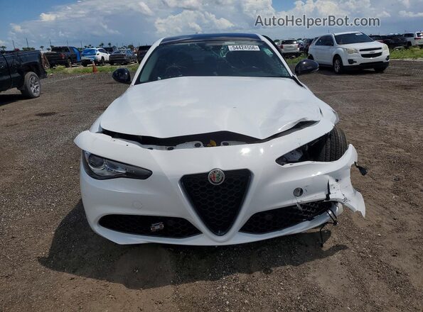ZARFAMBN7M7644878 2021 ALFA ROMEO GIULIA Белый Вид спереди